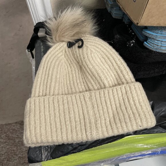 David and Young Beaded Beanie Hat With Pom Pom - NWT - Picture 4 of 4